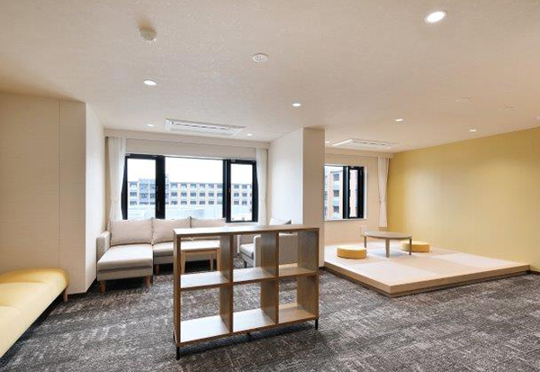 ドミトリー棟ラウンジ