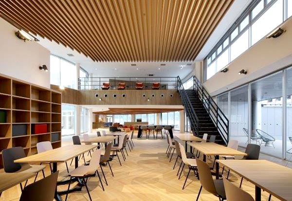 共用棟ビューイングスペース